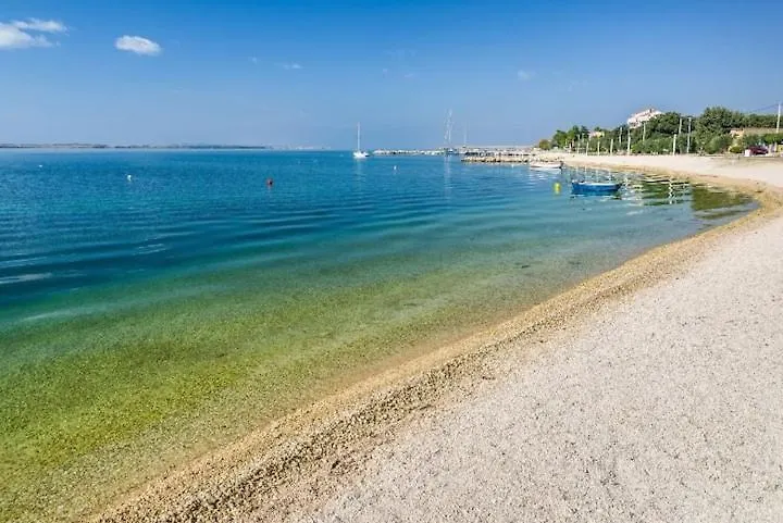 Apartmani Perinic Vrsi 0*,