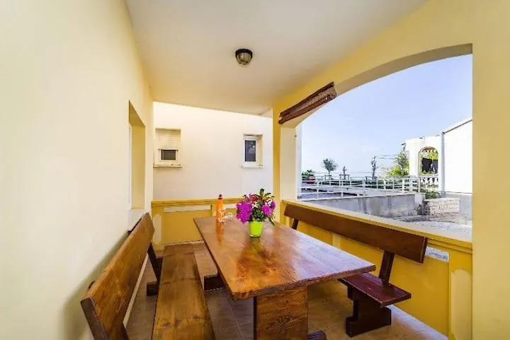 Apartment Apartmani Perinic Vrsi