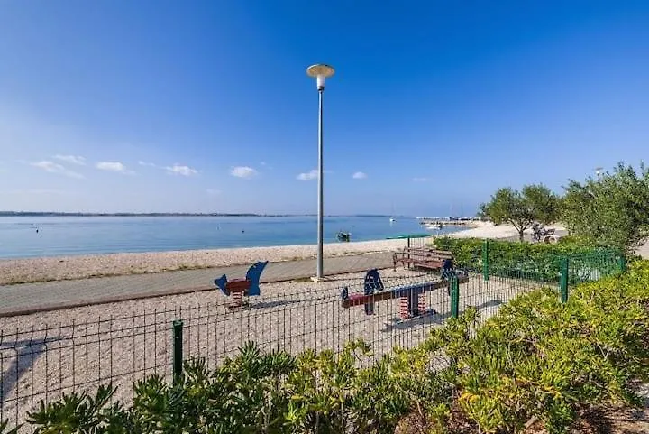 Apartmani Perinic Vrsi 0*,  Chorvatsko