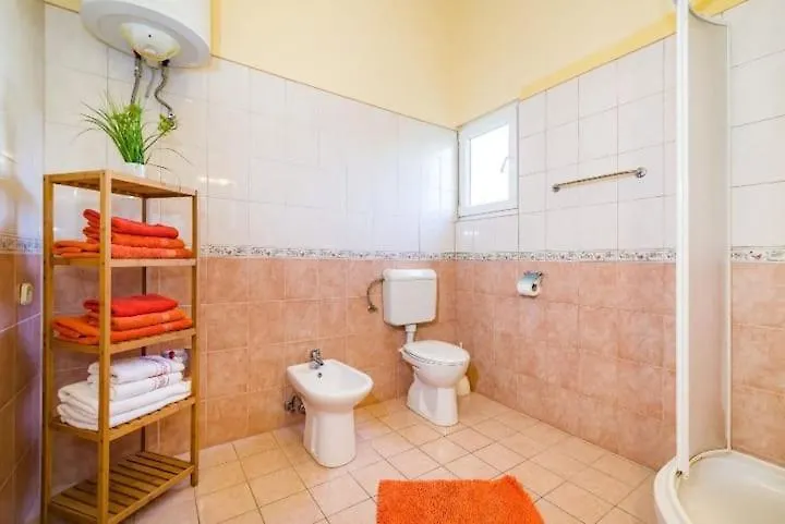 Apartmani Perinic Vrsi 0*,