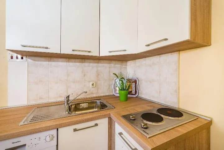 Apartmani Perinic Vrsi