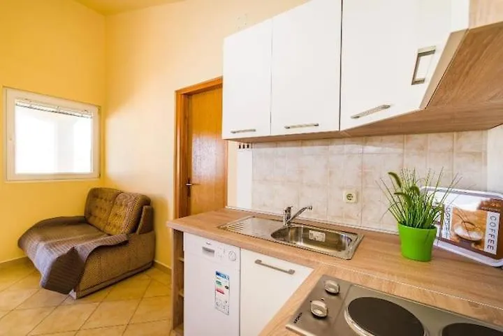 Apartmani Perinic Vrsi